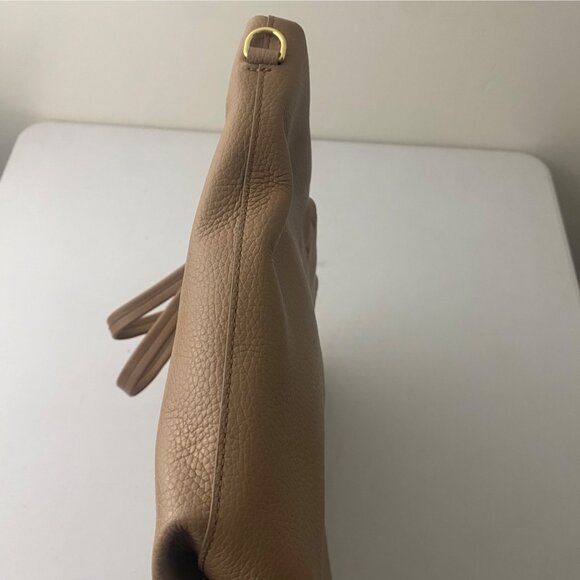 NWT $328 Cuyana Classic Easy Zipper Tote Purse Cappuccino - Picture 4 of 10